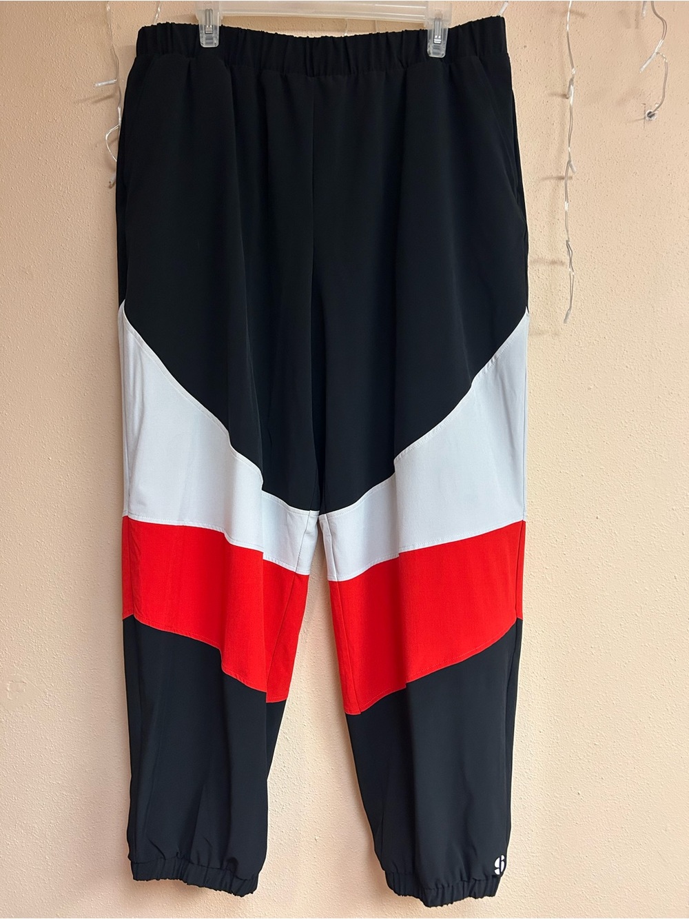 Sports Illustrated Parachute Pants Baggy - Men’s XL Black Red White